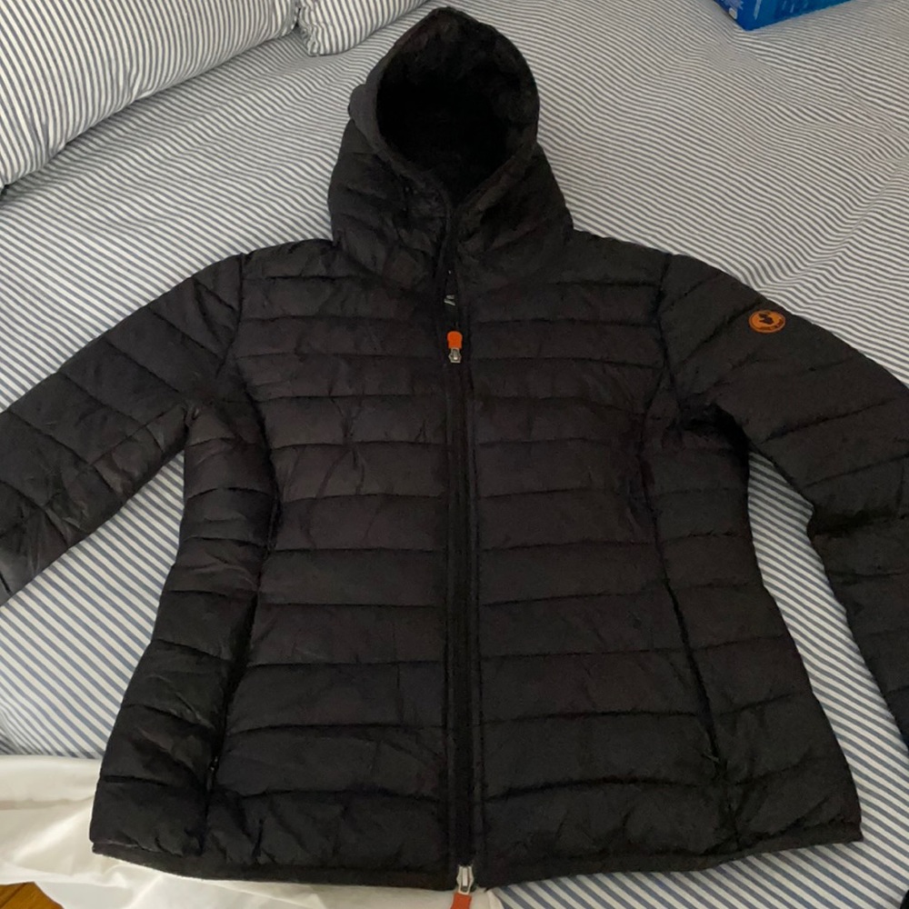Safe the Duck winter jacket ultra light.